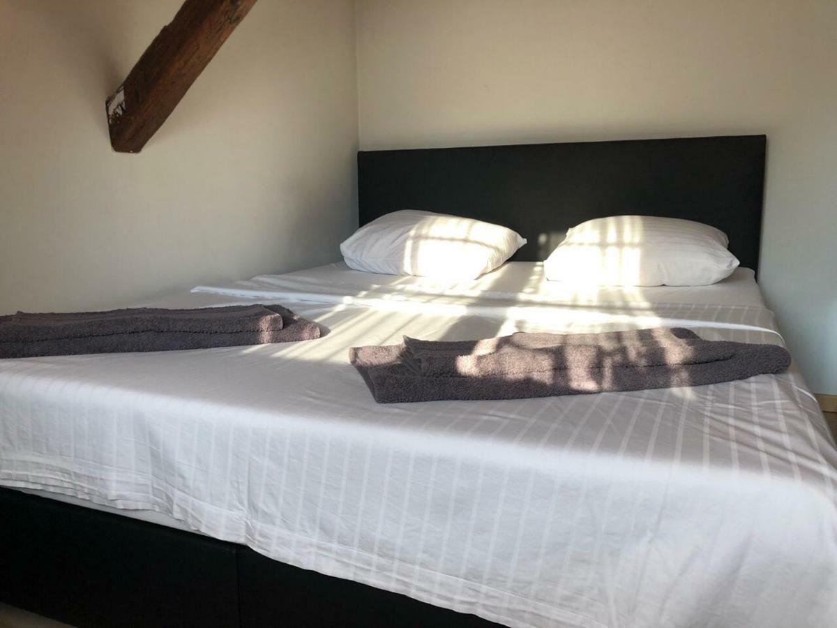Отель A&B Casa Blanca Apartman Веттинген Экстерьер фото